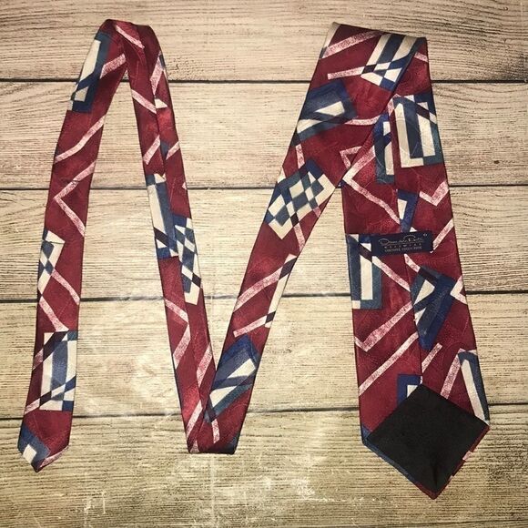 Oscar de la Renta Couture Geometric Silk Tie - Picture 3 of 6